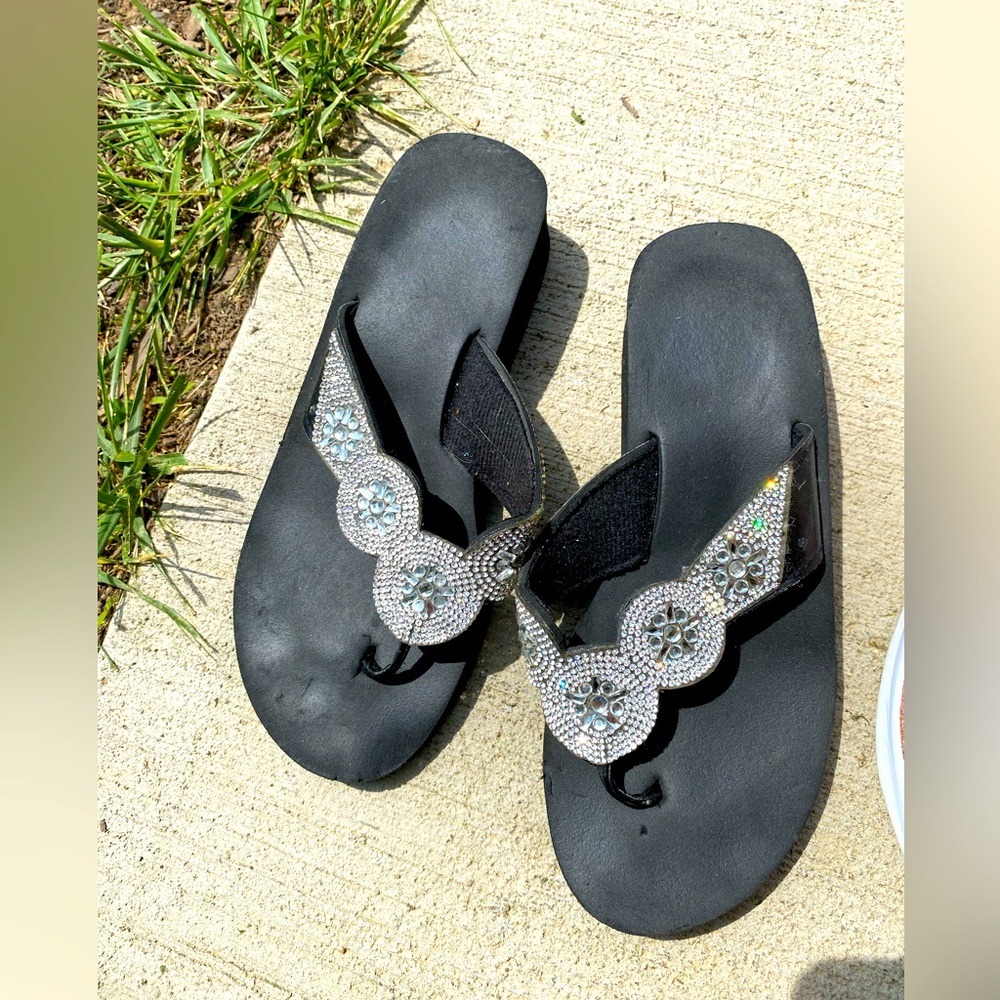 WOMENS FLIP FLOPS
